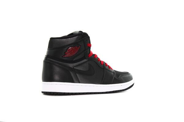 Air Jordan 1 RETRO HIGH OG Black Satin